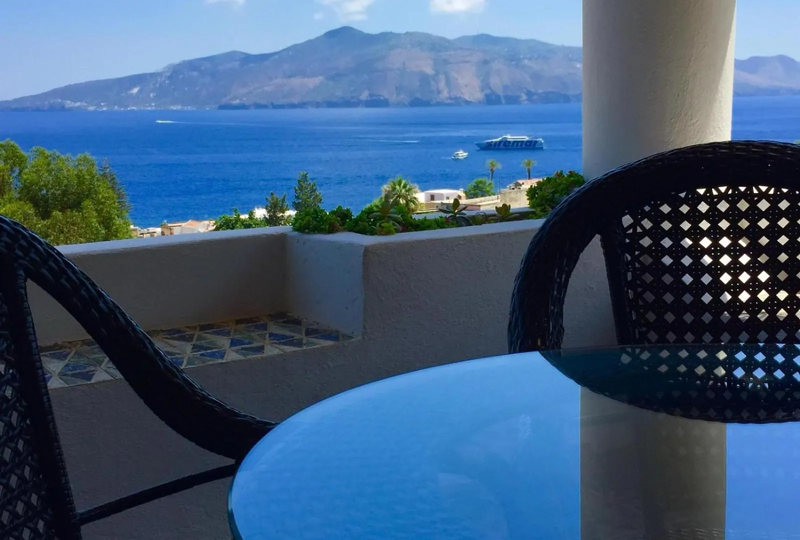 Hotel Da Franco Relax And Pool Santa Marina Salina 4*,